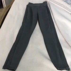 BOMBSHELL WORKOUT LEGGINGS!!